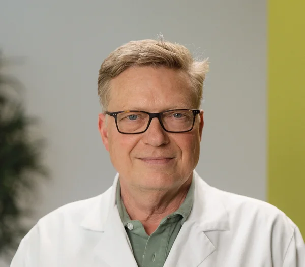 Dr. med. Alain Gigon